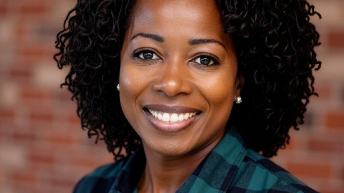Headshot of a middle-aged Gullah Geechee woman preparing to navigate farming