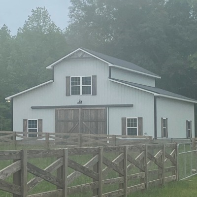 Barn with new septic pump well internet and security